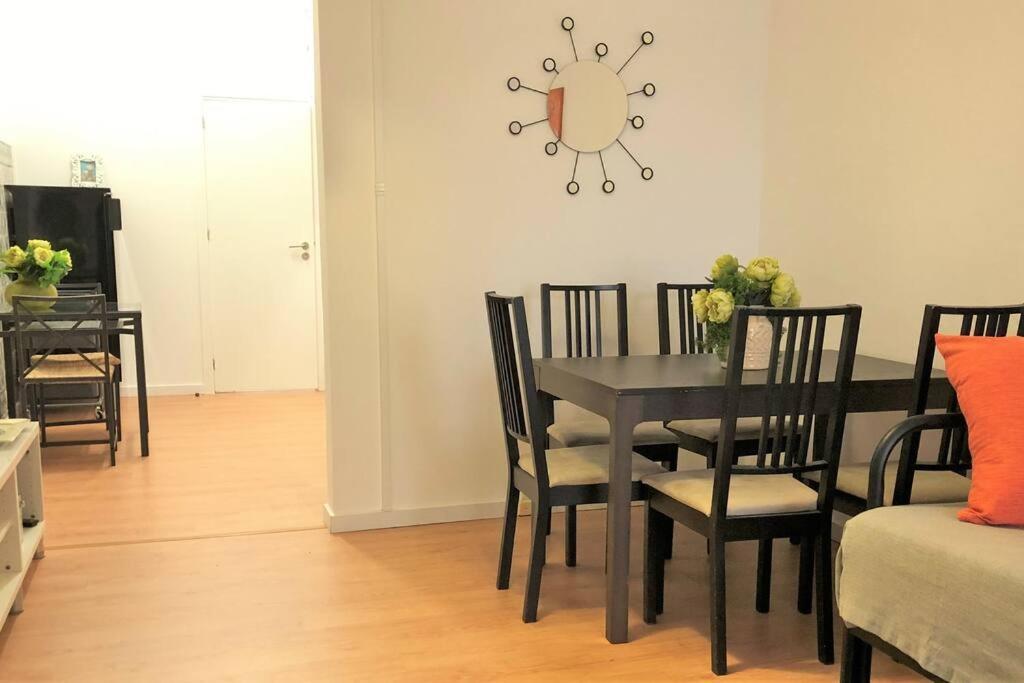 Apartment Sj1d+e Heart Of Baixa New A/c Spacious 2 Apts 5br2ba Lissabon