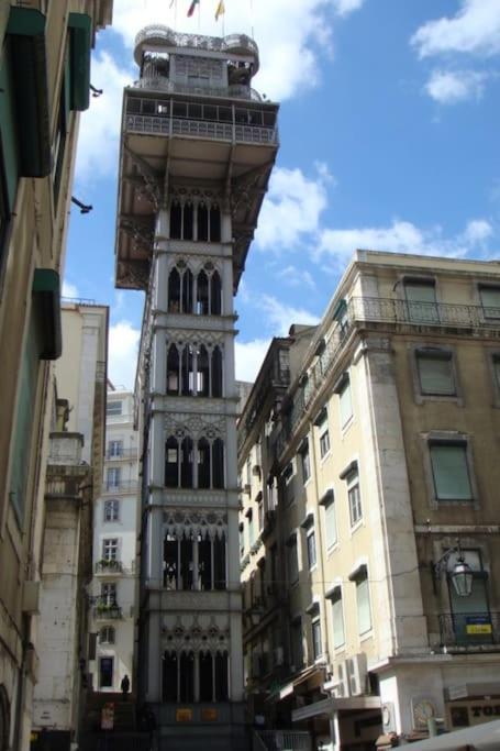 Sj1d+e Heart Of Baixa New A/c Spacious 2 Apts 5br2ba Lissabon