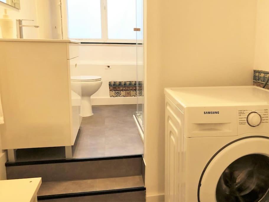 Apartment Sj1d+e Heart Of Baixa New A/c Spacious 2 Apts 5br2ba