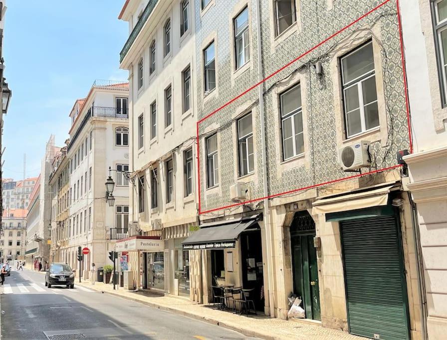Apartment Sj1d+e Heart Of Baixa New A/c Spacious 2 Apts 5br2ba