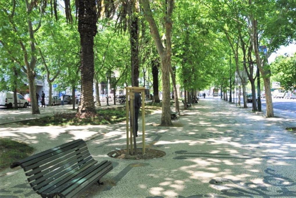 Sj1d+e Heart Of Baixa New A/c Spacious 2 Apts 5br2ba * Lissabon